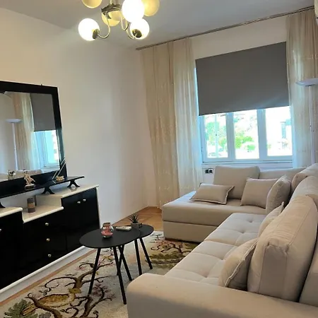 Dian 3 Apartament *