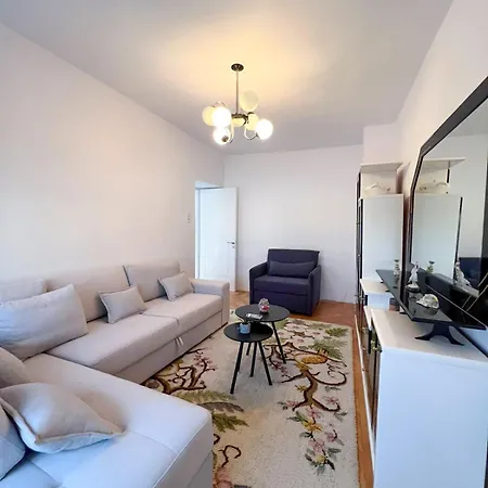 Apartment Dian 3